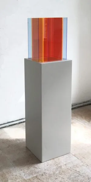 Lab I,60 x 30 x 30, Acrylglas, 2021