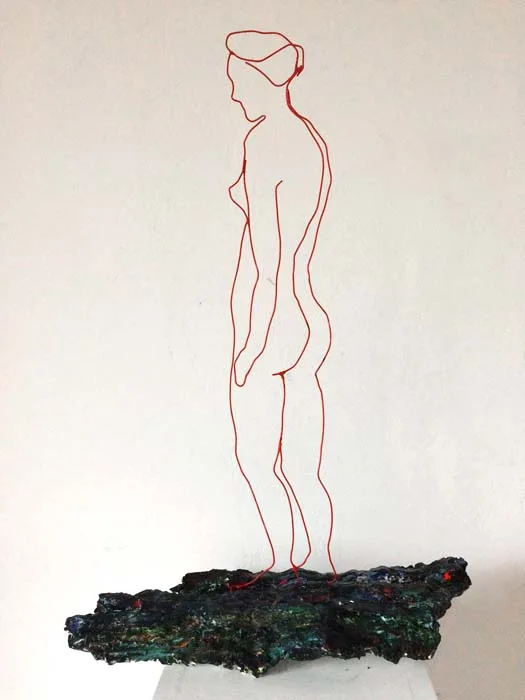 rote Lucy, 54 x 20, 2019